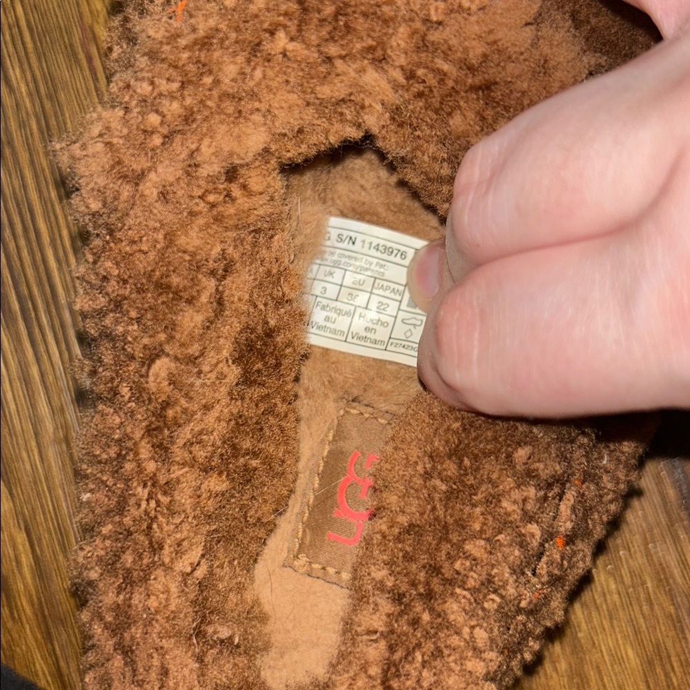 UGG Chocolate Fuzzy Slippers with Orange Detail - Picture 5 of 5